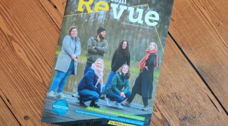 Magazine cover Kortom Revue